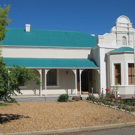 Ladismith Manor Hotel Exterior photo